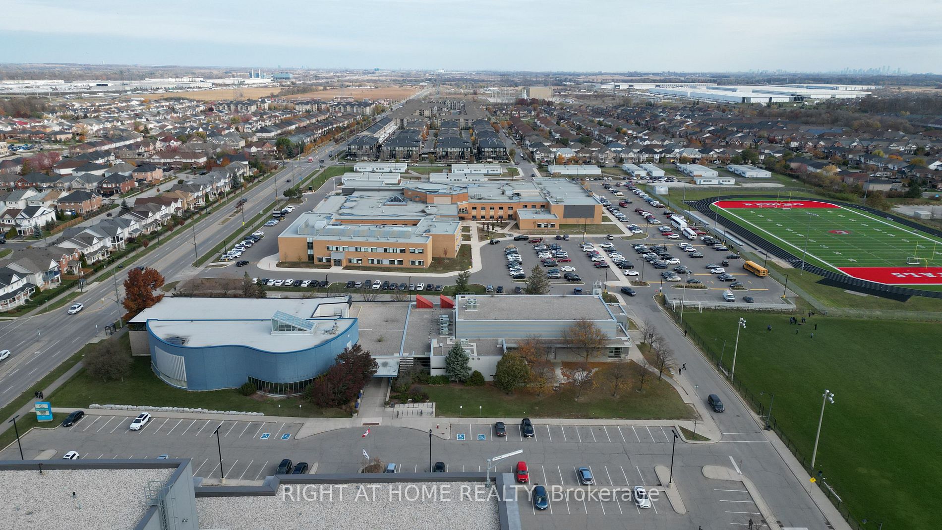 1050 Main St E, #705