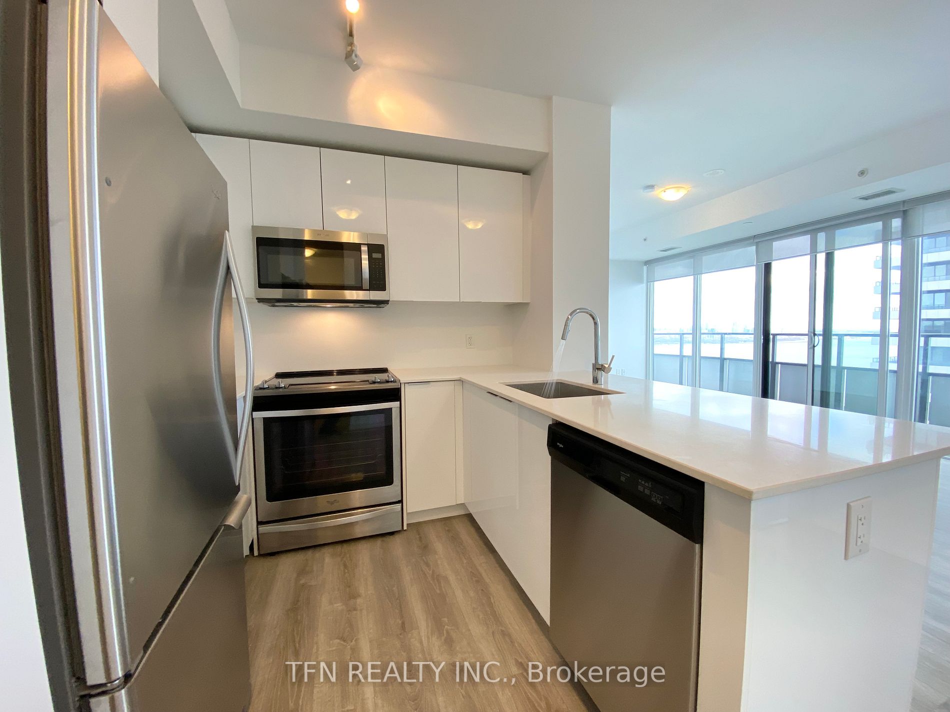 30 Shore Breeze Dr, #3615