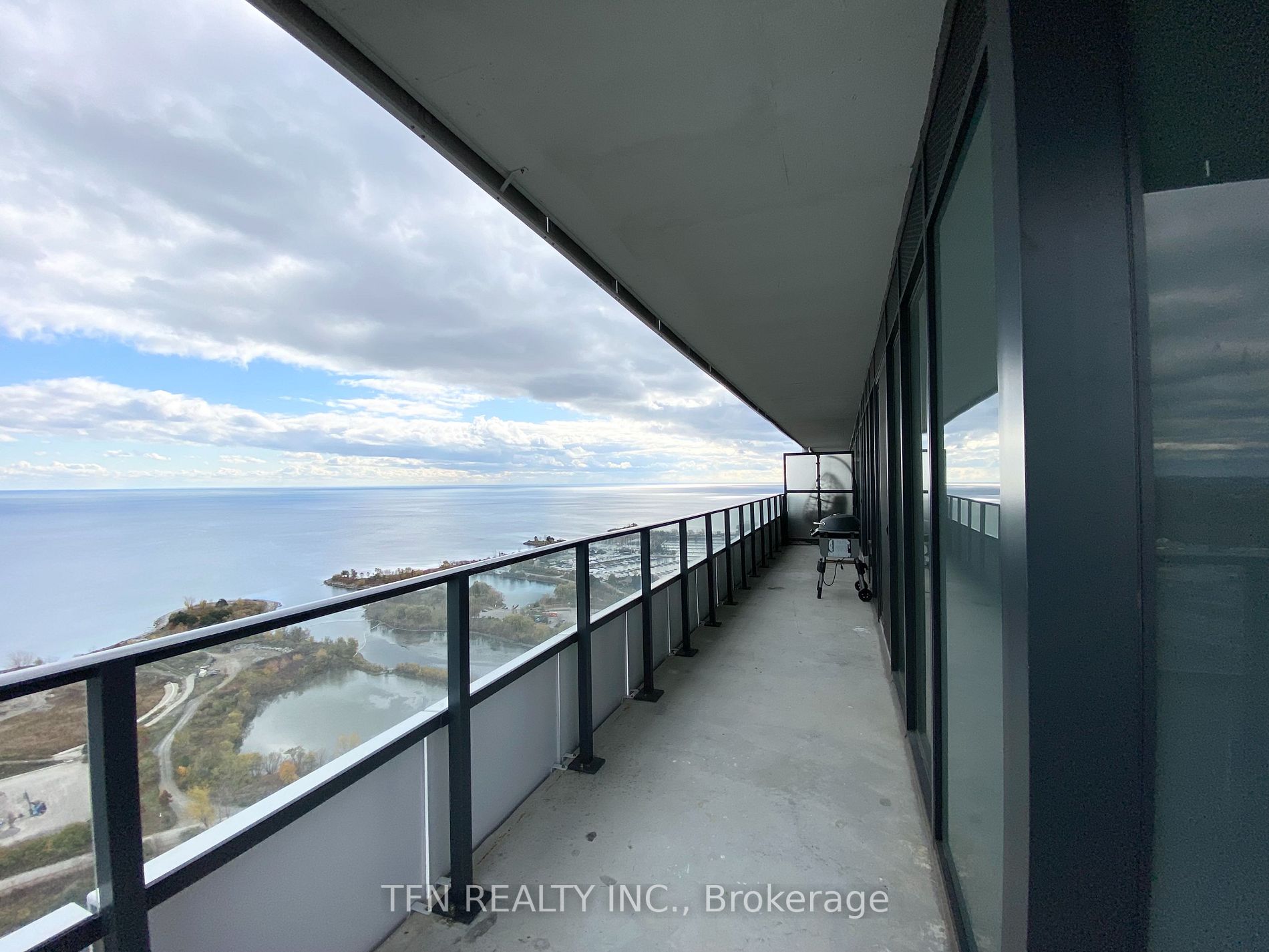 30 Shore Breeze Dr, #3615