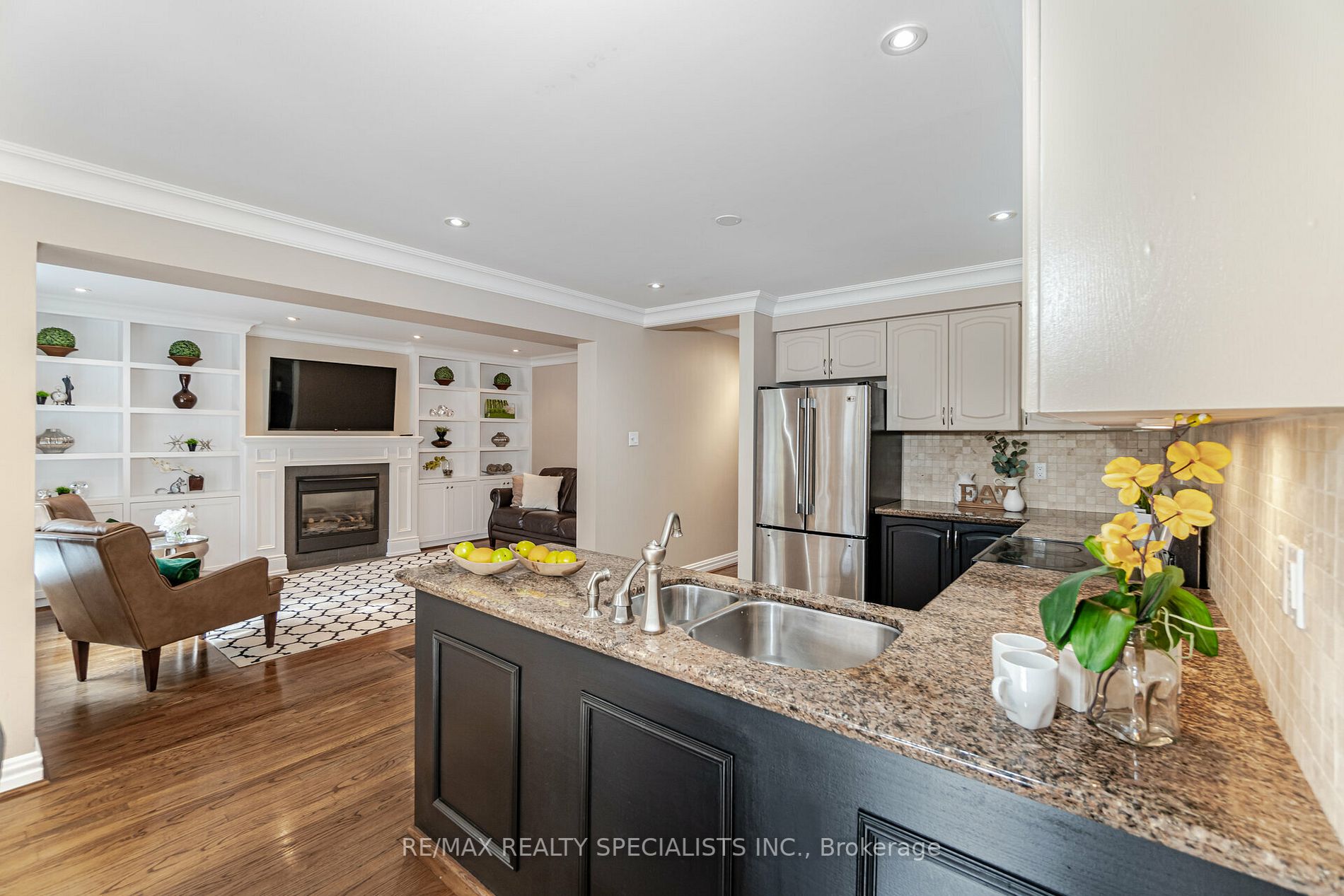 3638 Loyalist Dr