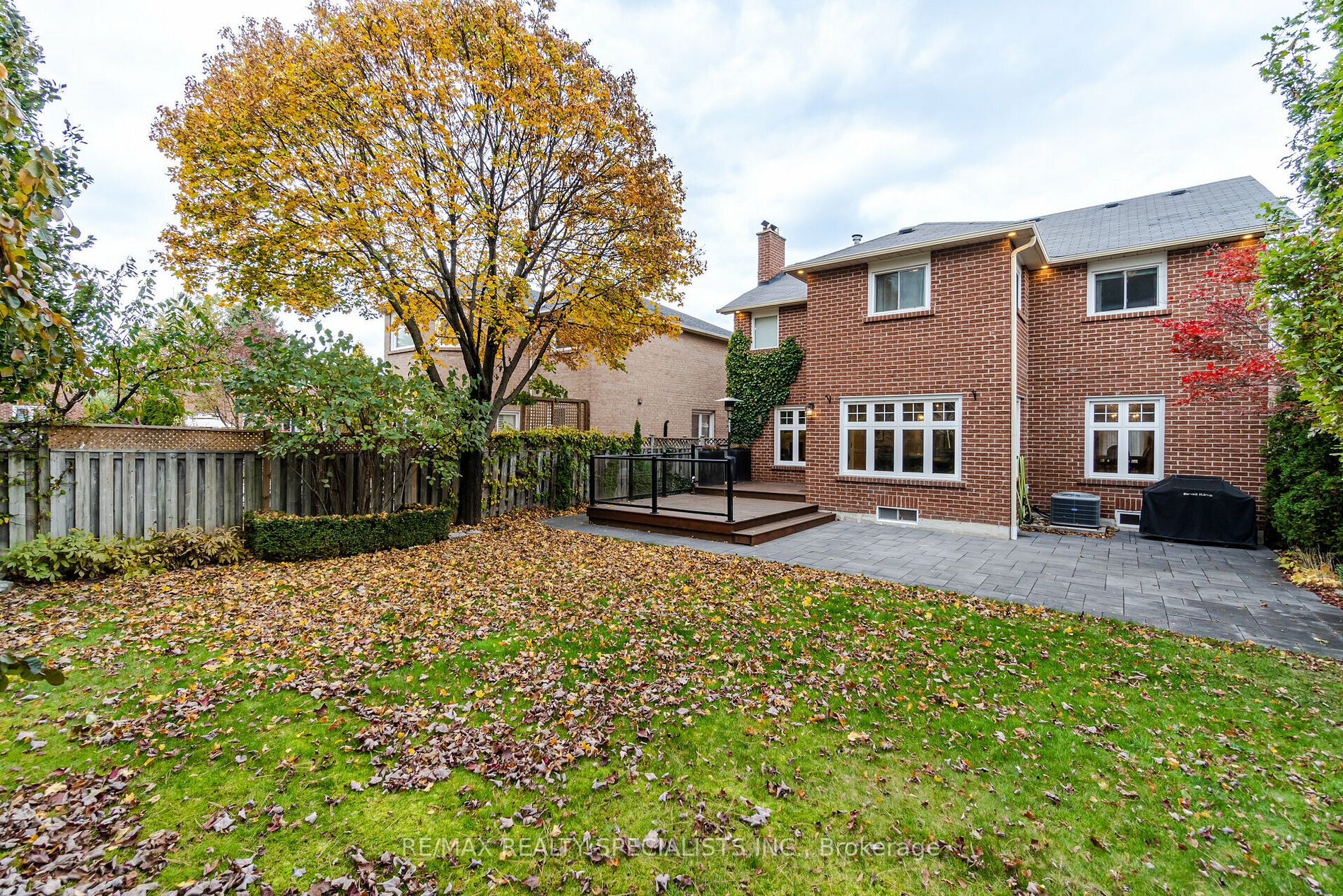 3638 Loyalist Dr