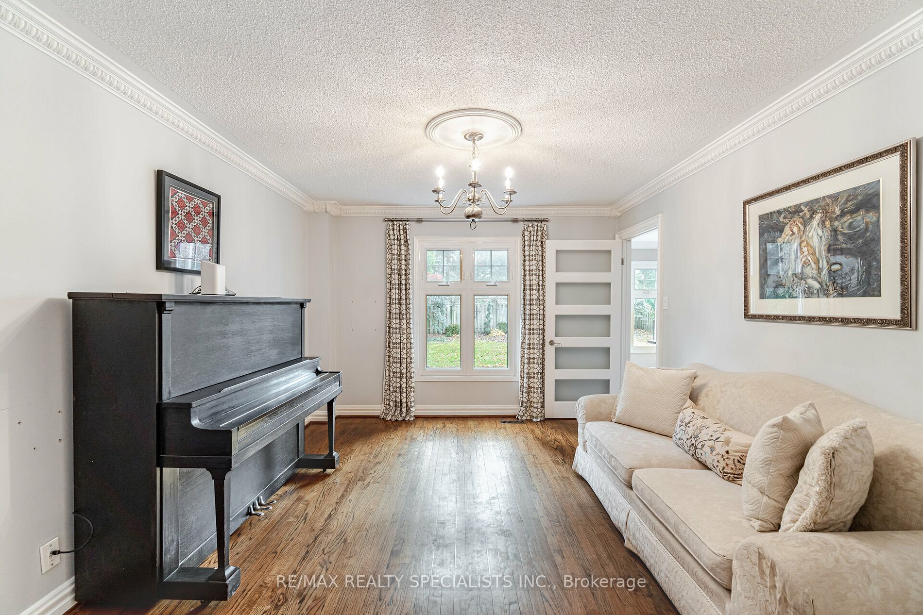 3638 Loyalist Dr