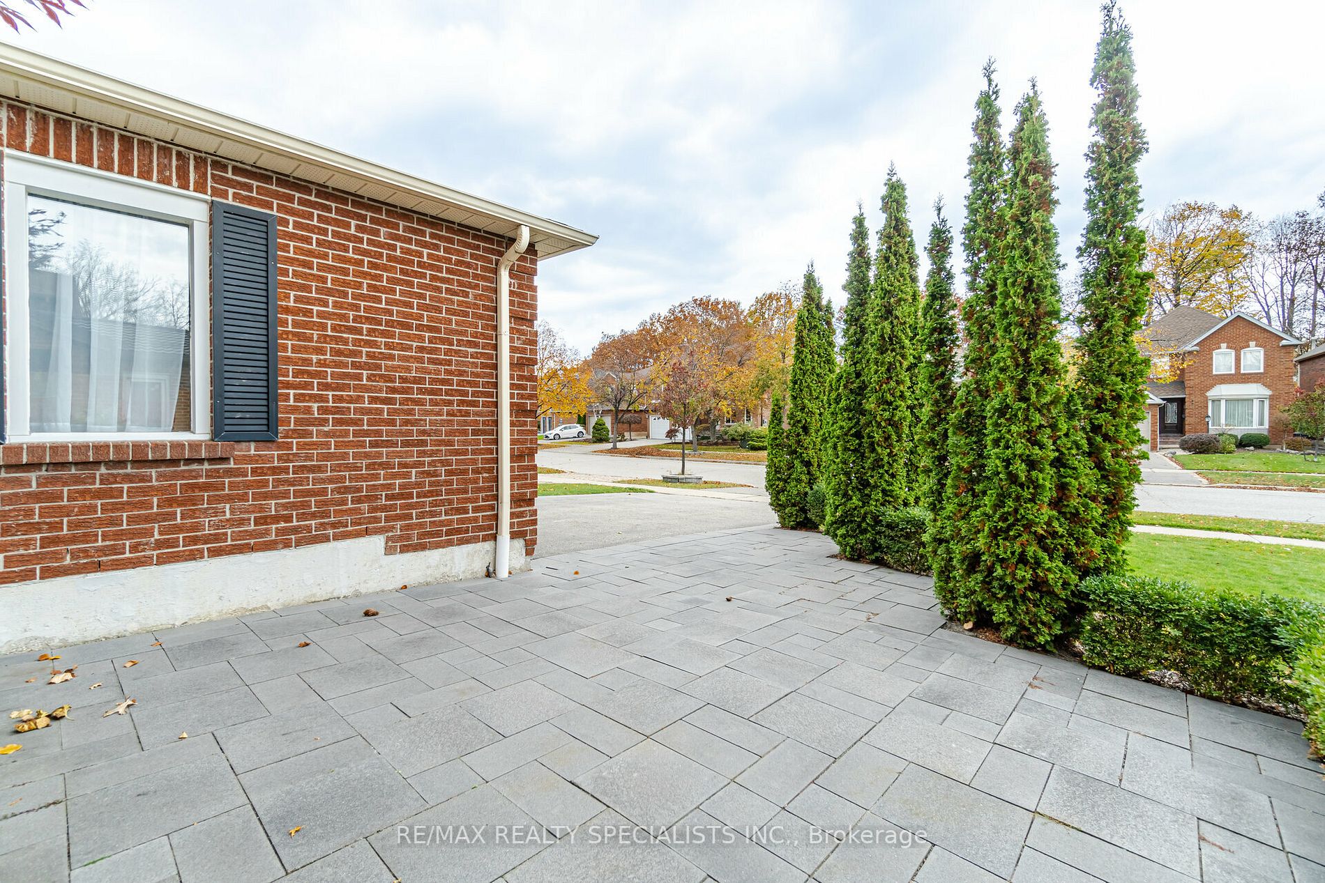 3638 Loyalist Dr