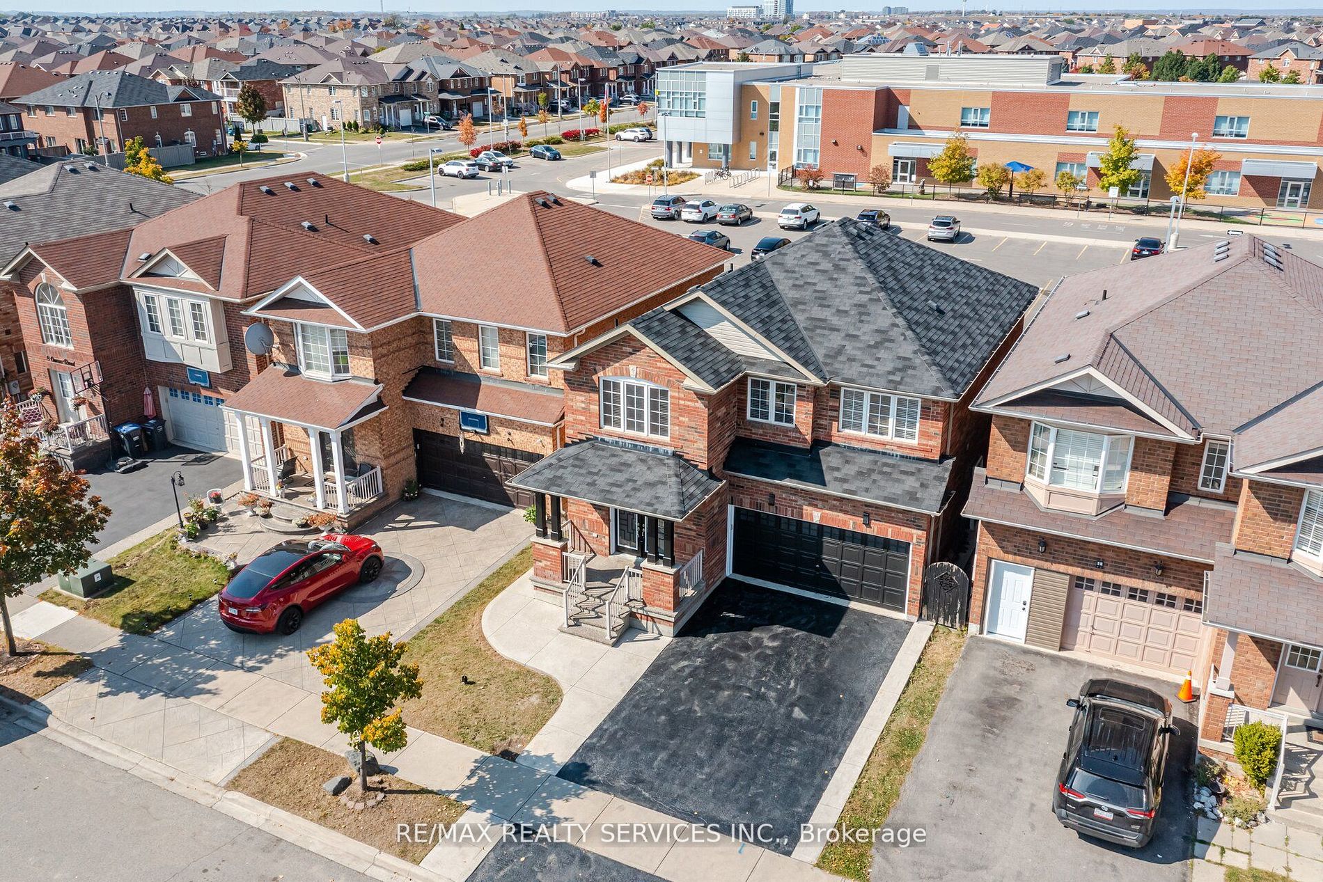 12 Owens Rd