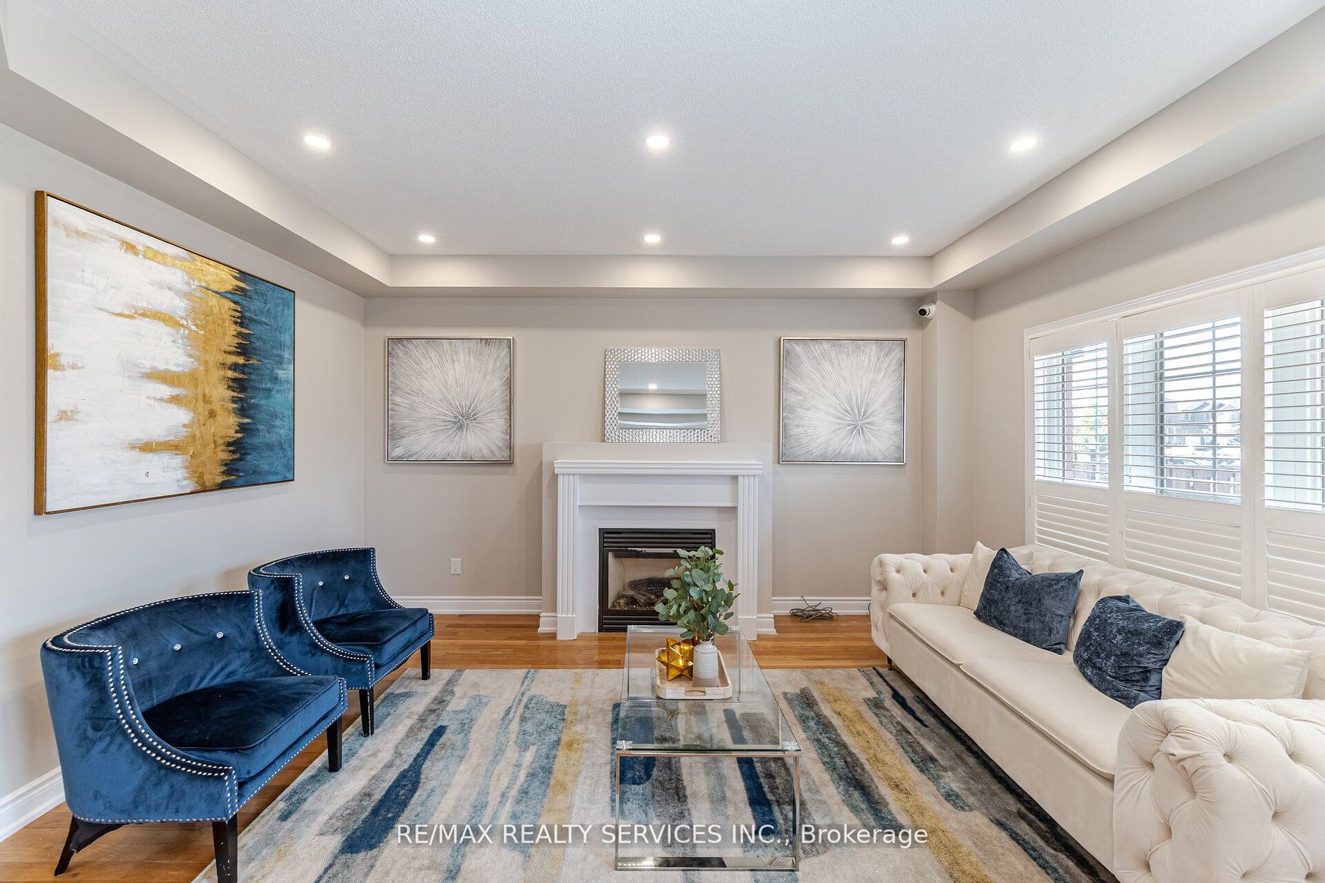 12 Owens Rd