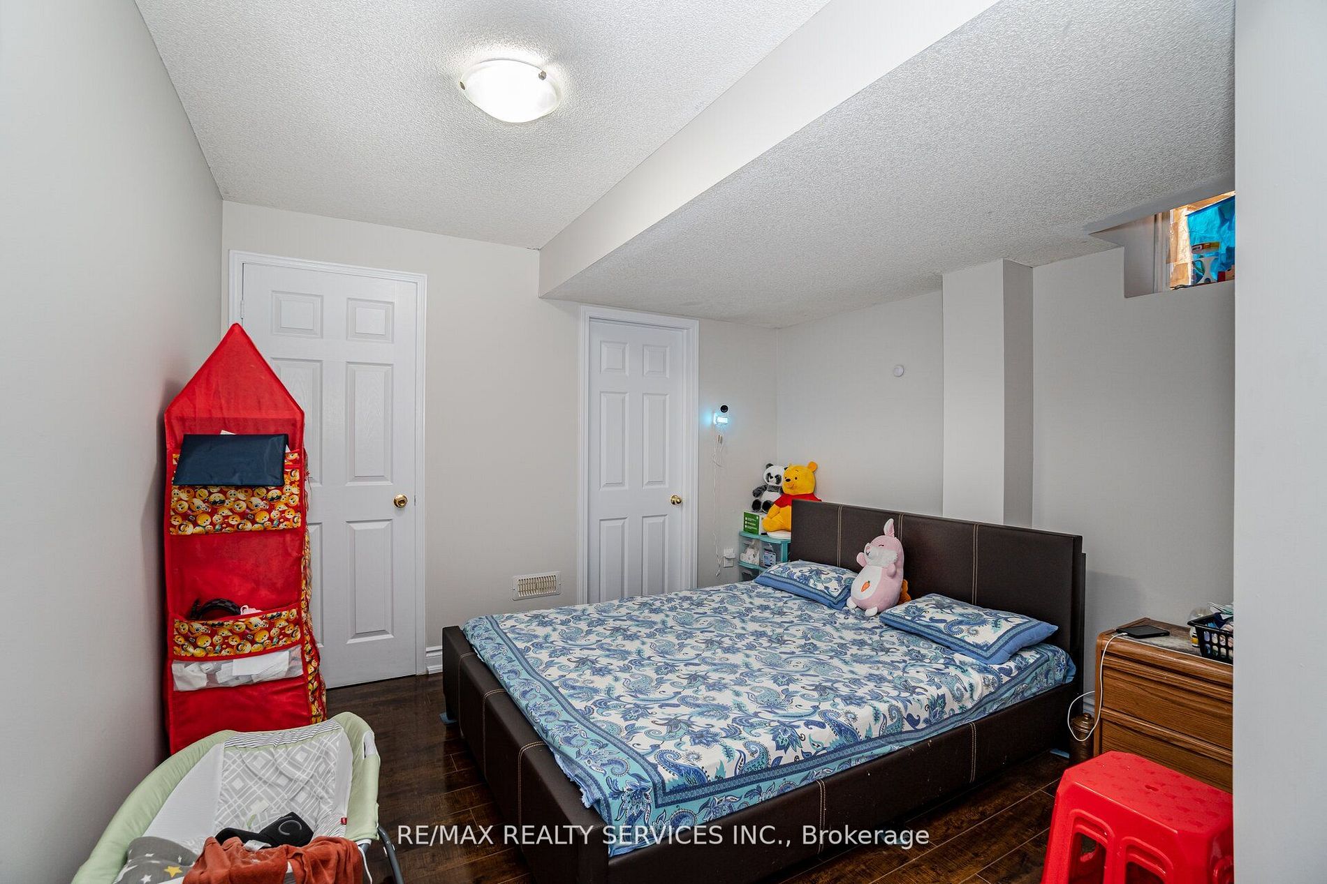 12 Owens Rd