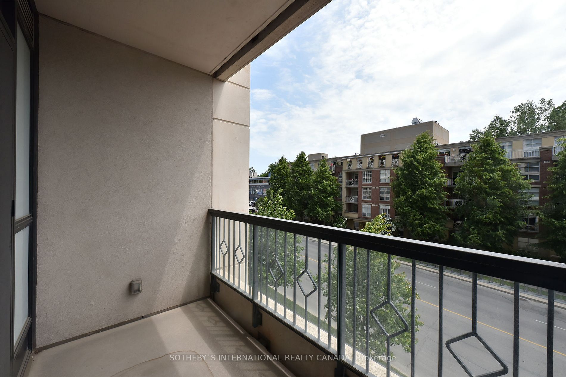 2 Old Mill Dr, #314