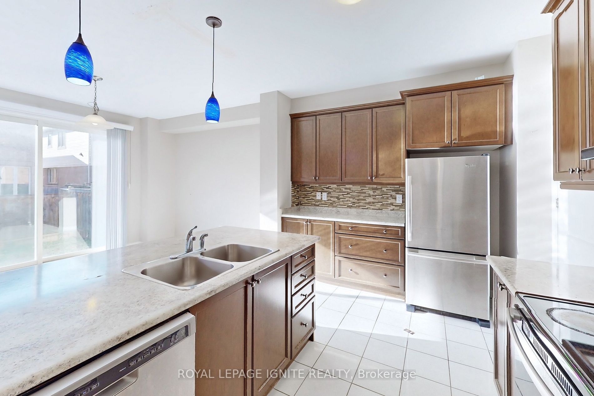15 Giltspur Rd, #Upper