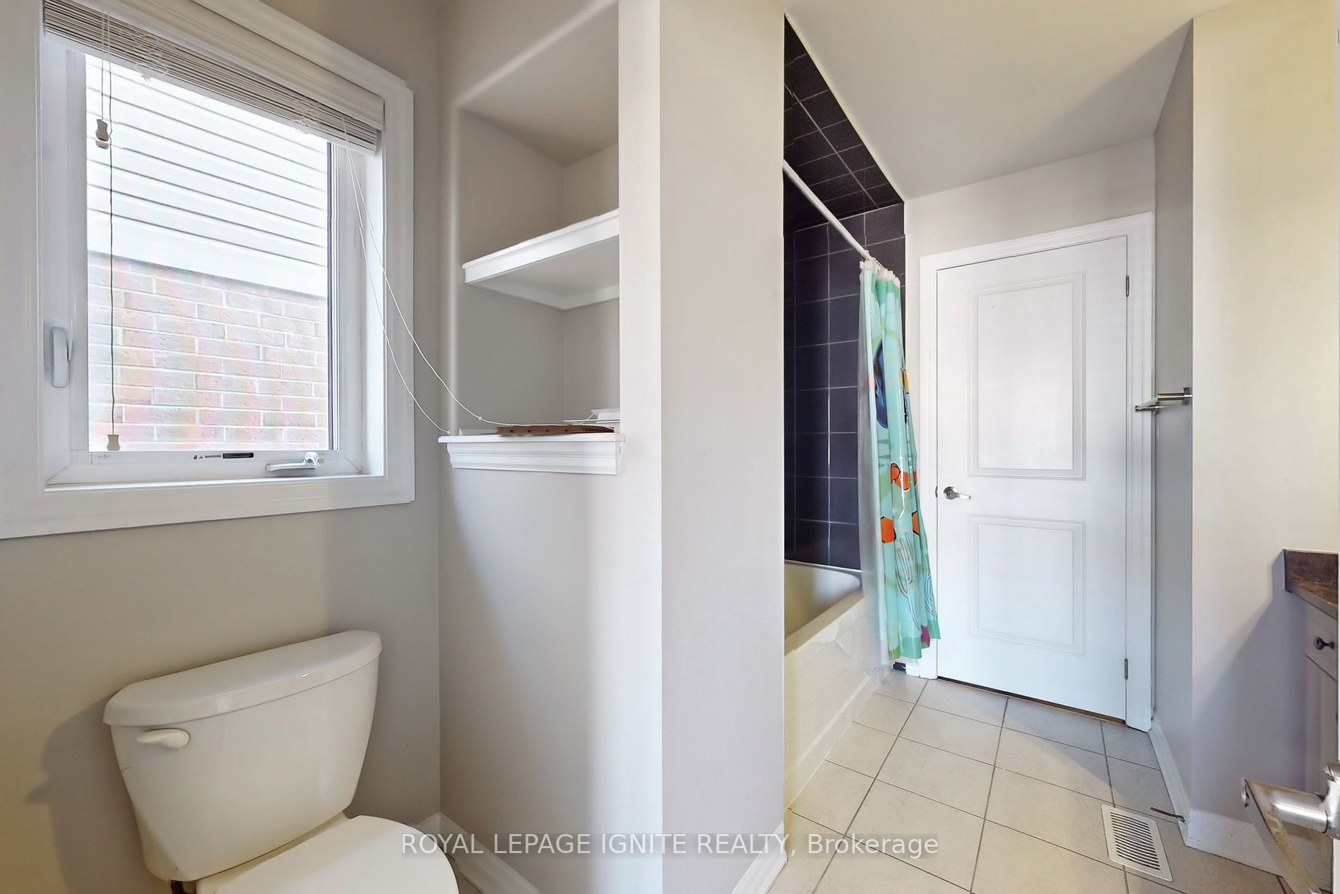 15 Giltspur Rd, #Upper