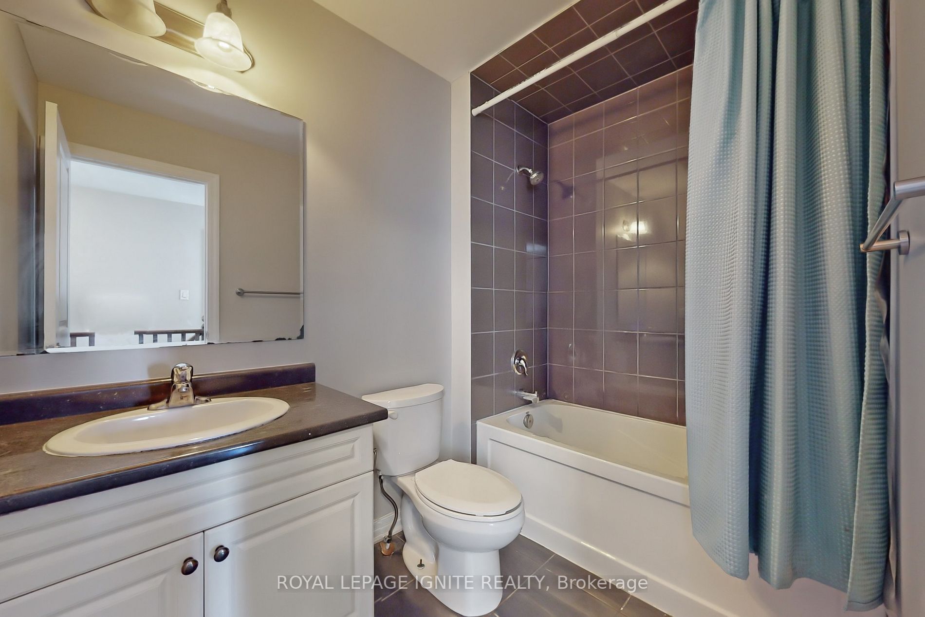 15 Giltspur Rd, #Upper
