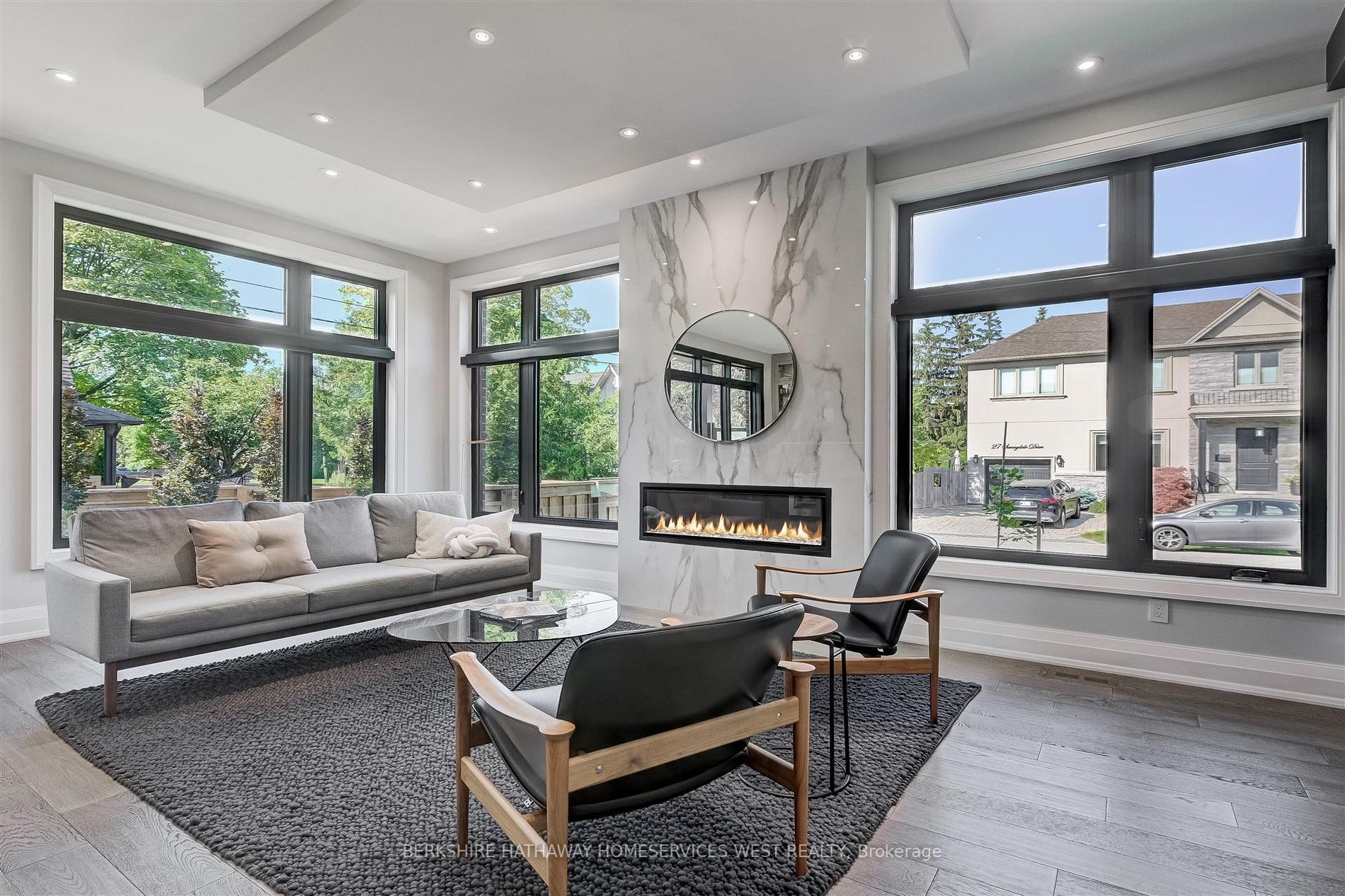 25 Sunnydale Dr