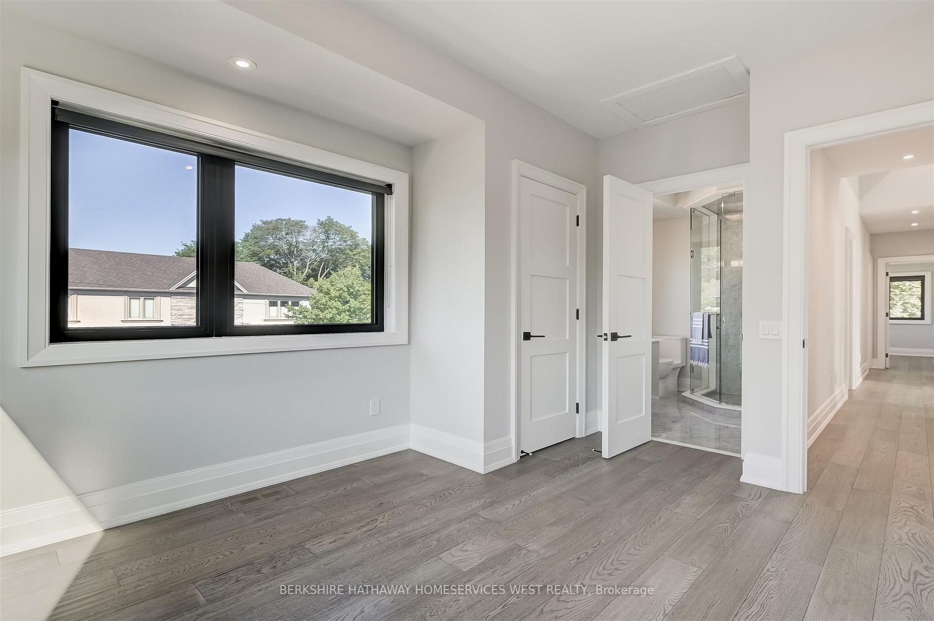 25 Sunnydale Dr