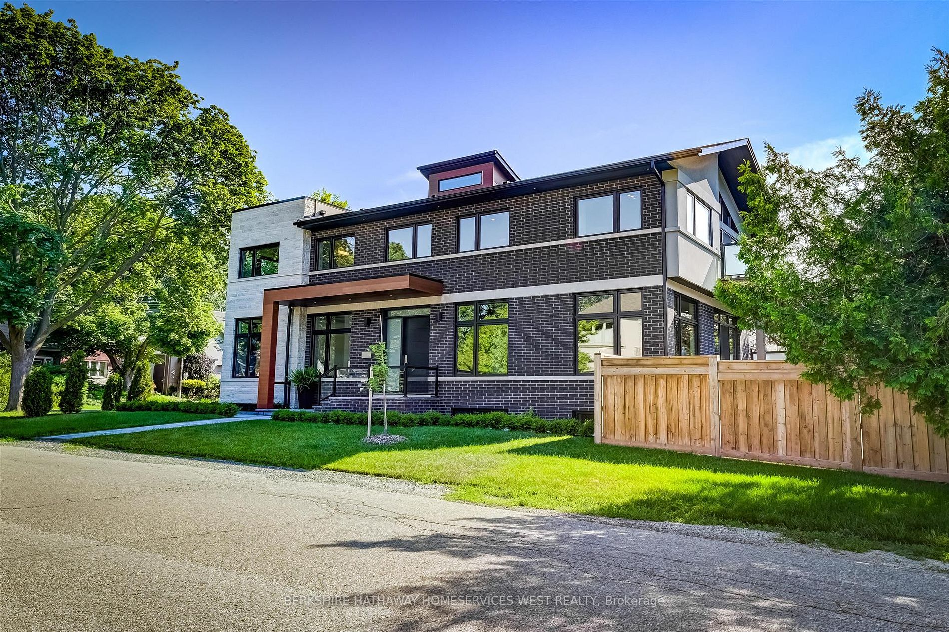 25 Sunnydale Dr
