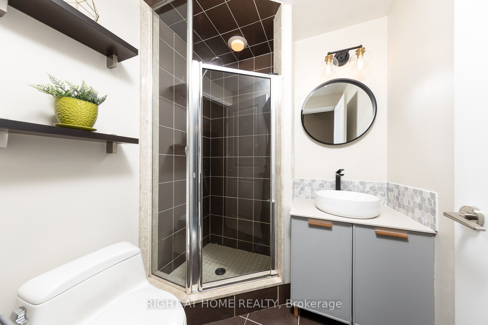 80 Absolute Avenue, #2706