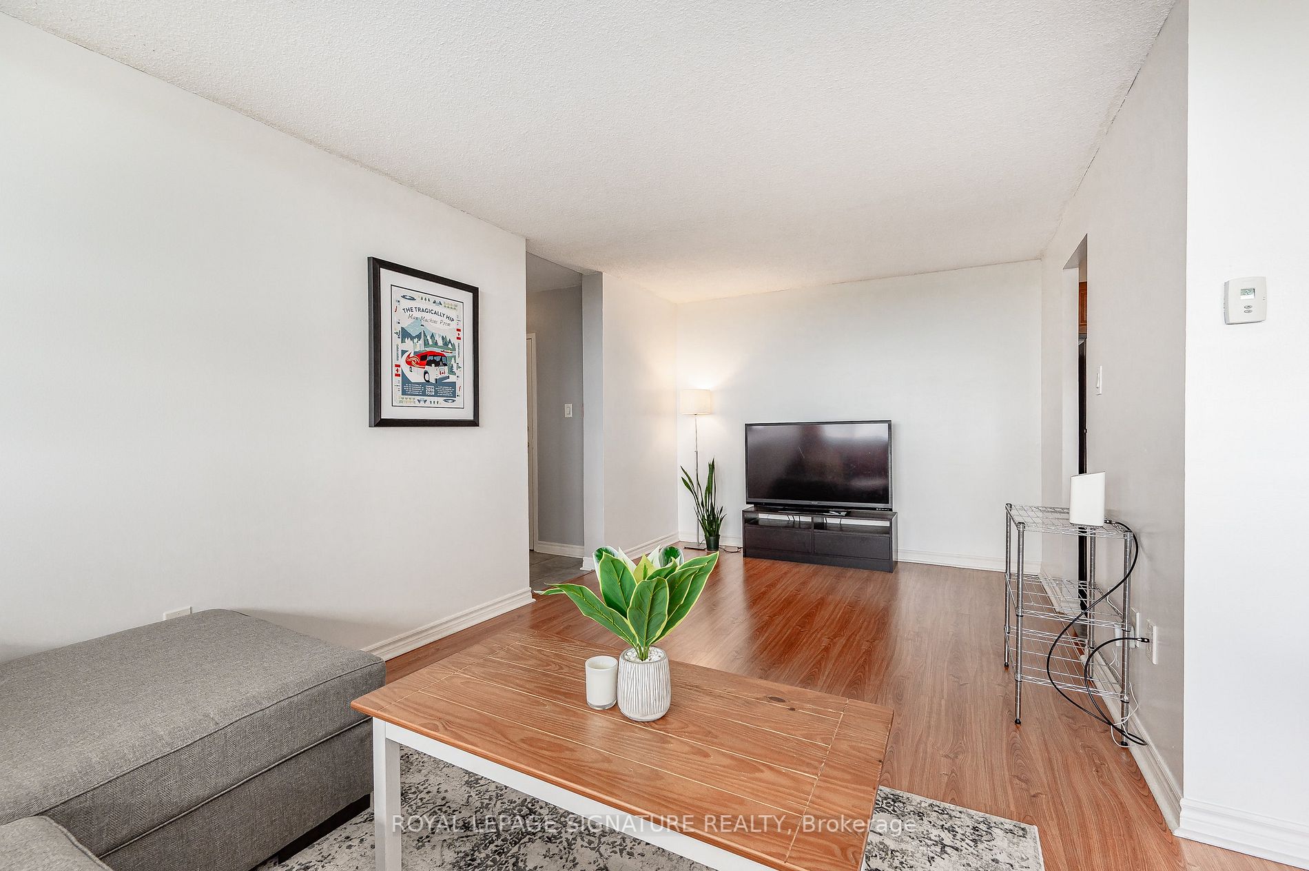 3501 Glen Erin Dr, #1109