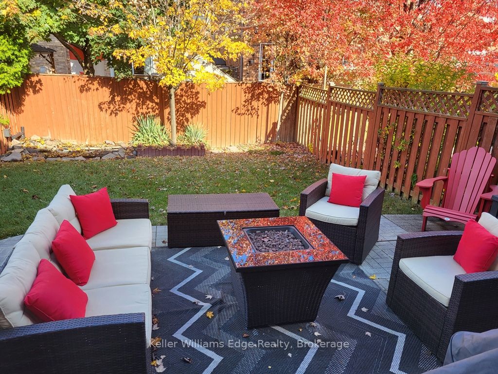 519 Eliza Crescent
