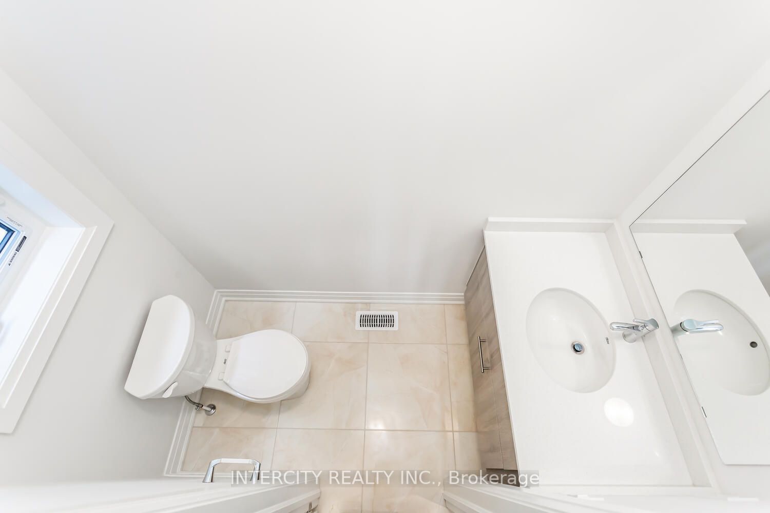 54 Jura Cres