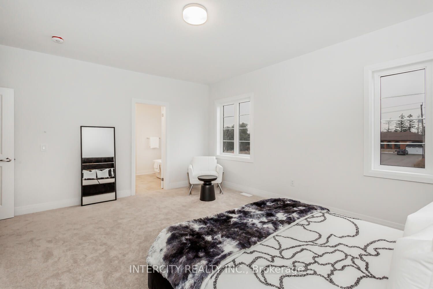 54 Jura Cres