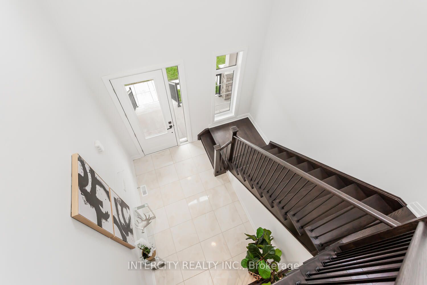 54 Jura Cres