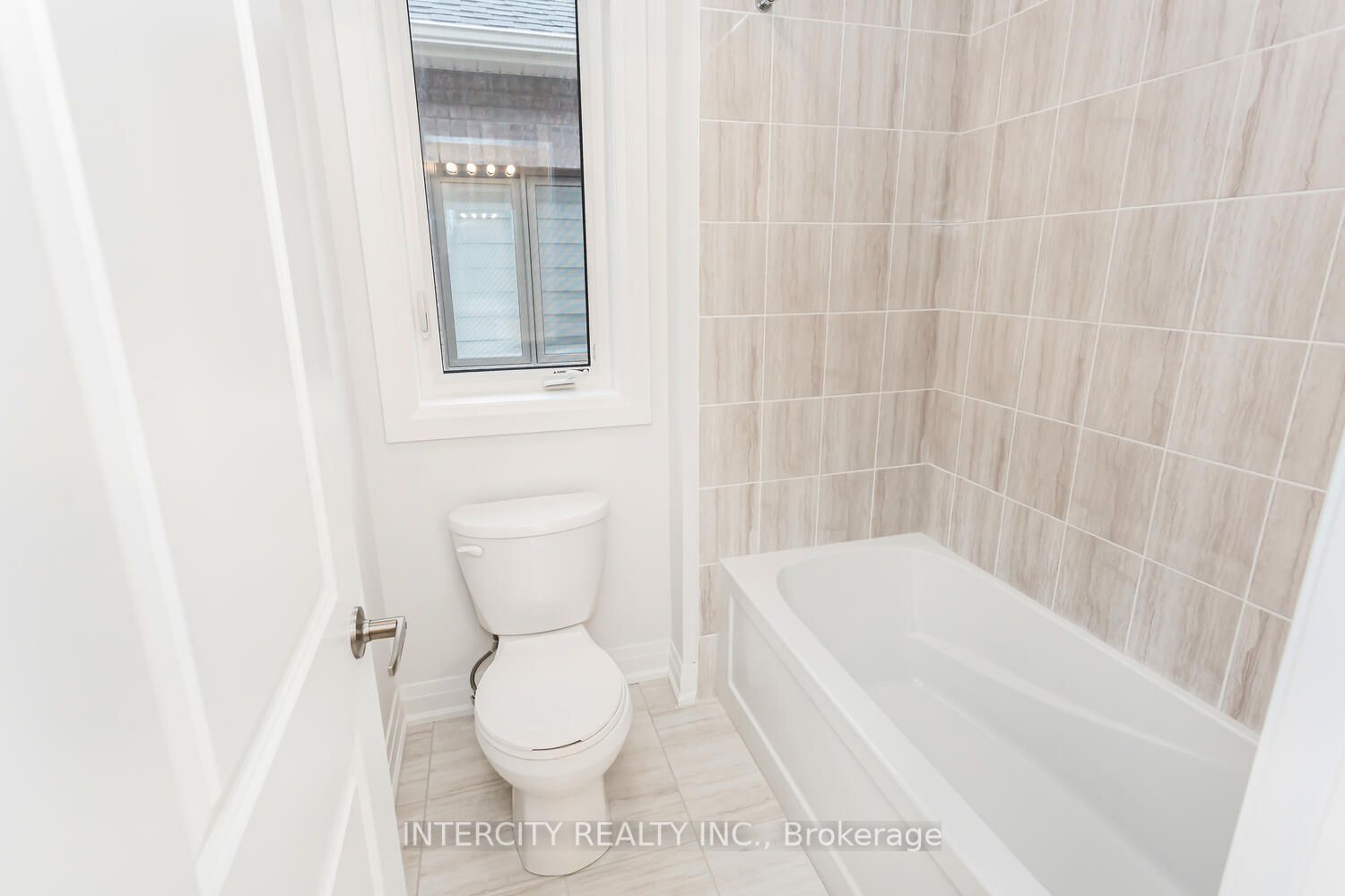54 Jura Cres