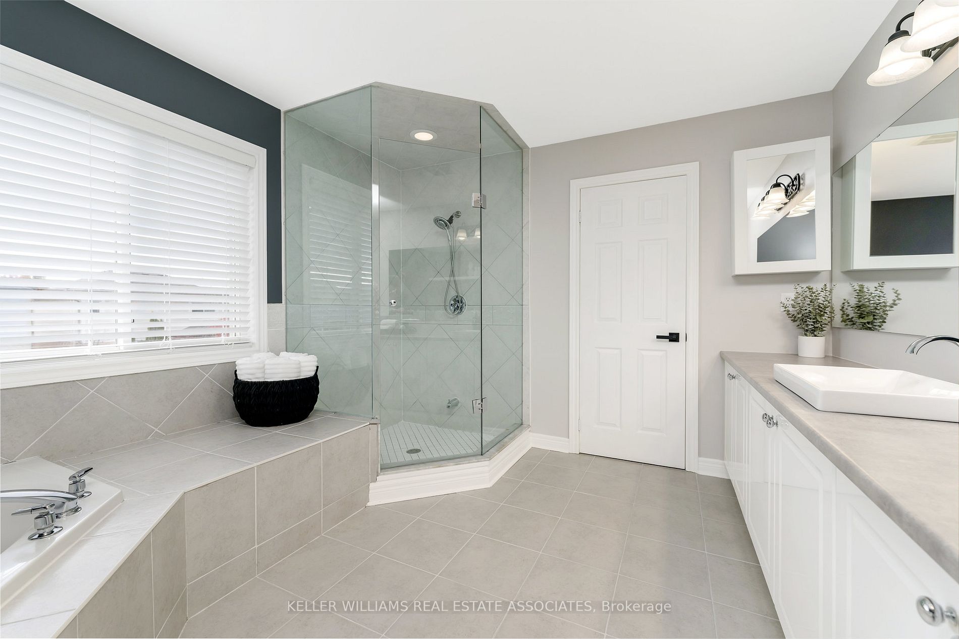 1026 Freeman Tr