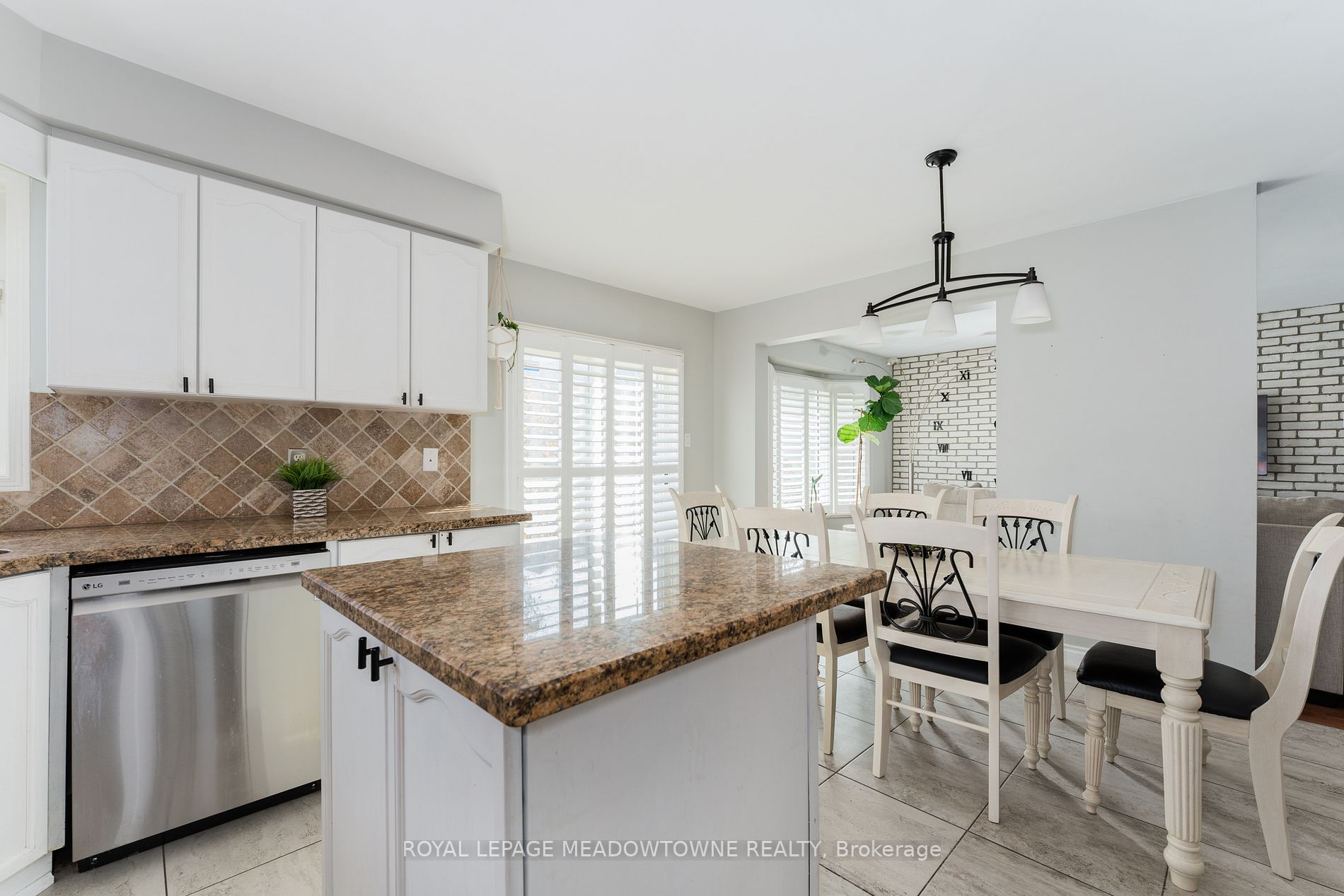 31 Pomeroy Crt