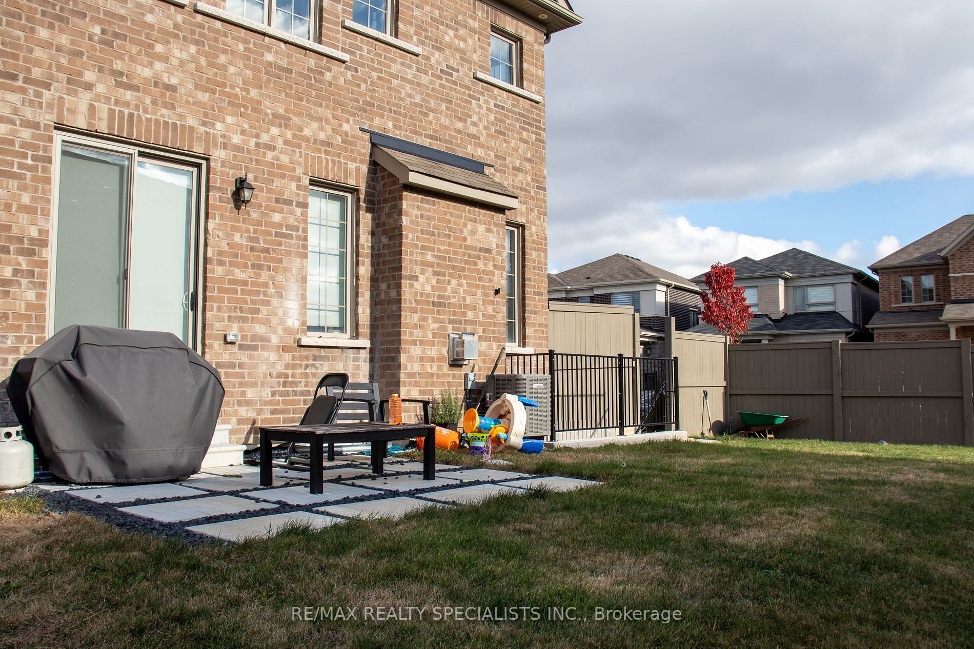 20 Emily St, #Upper