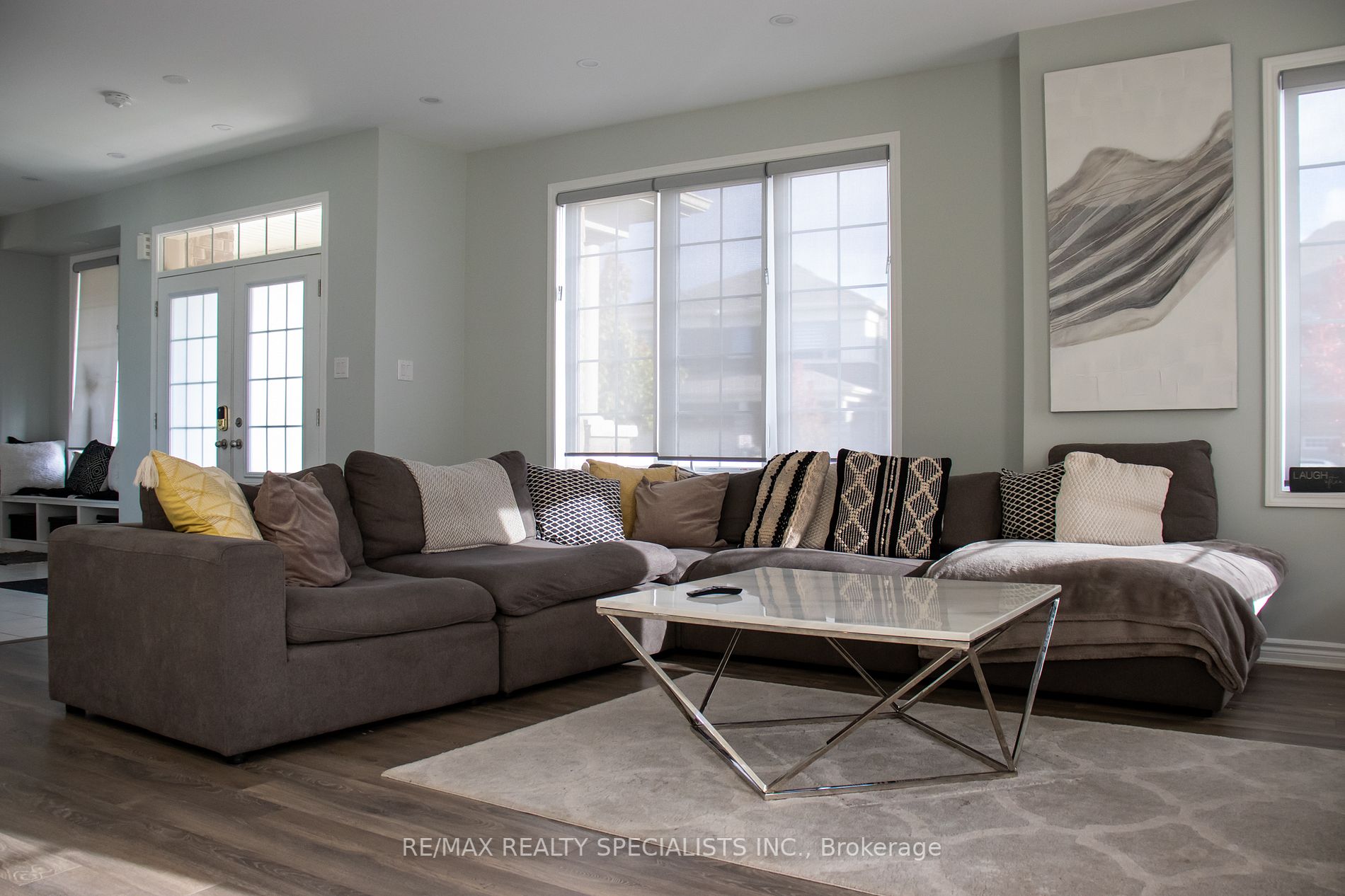 20 Emily St, #Upper