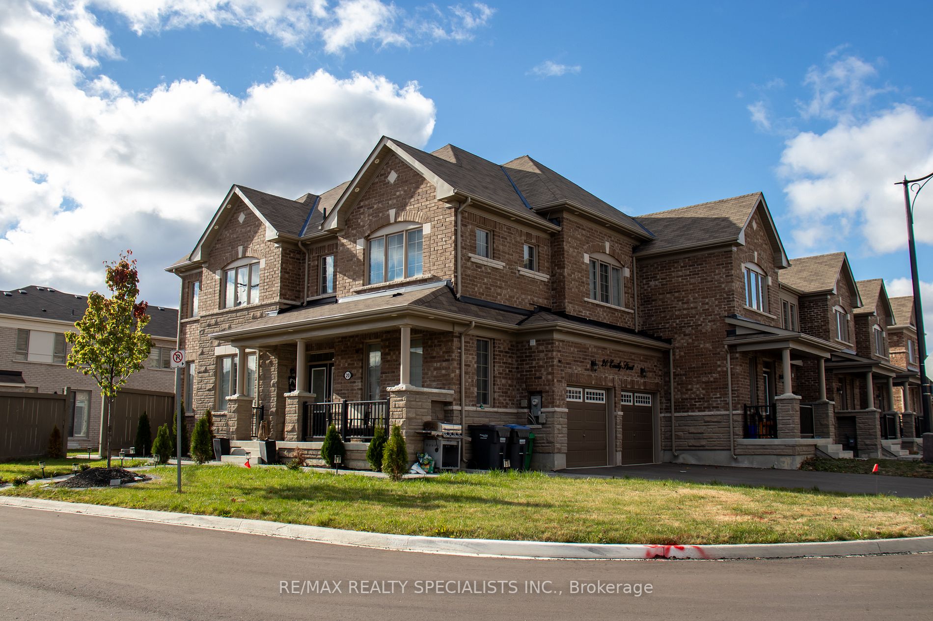 20 Emily St, #Upper