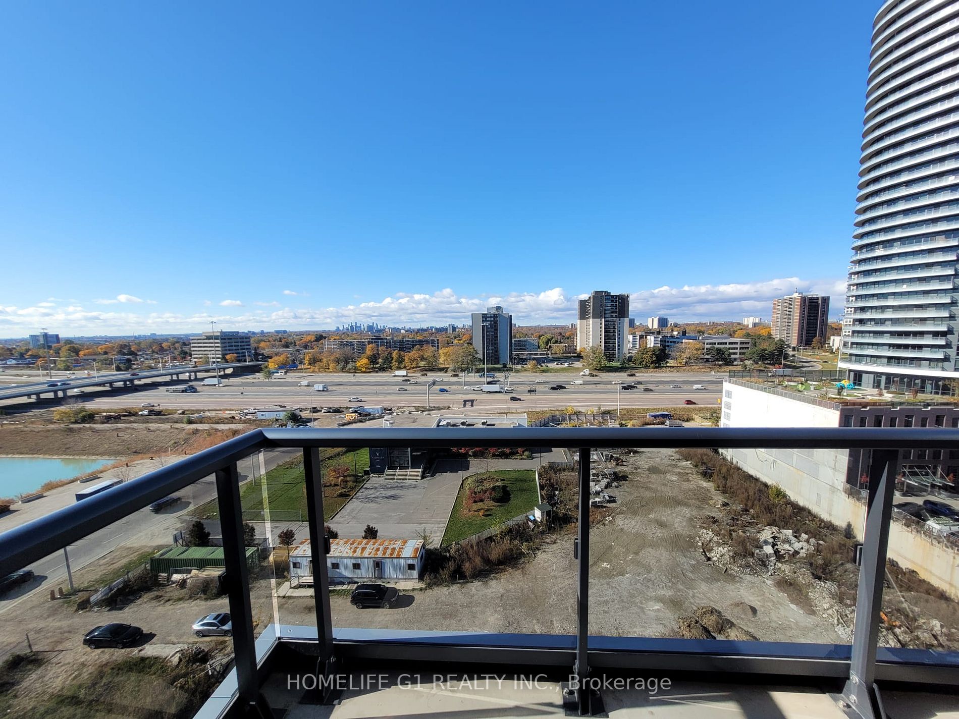 10 Gibbs Rd, #1001