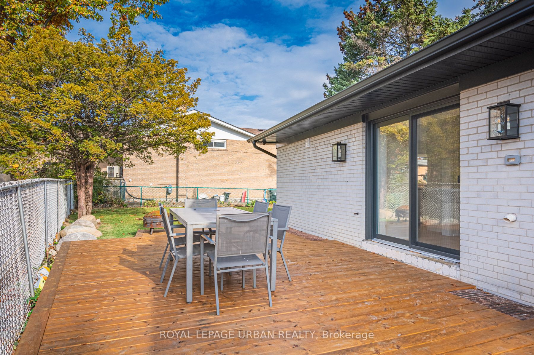 86 Comay Road