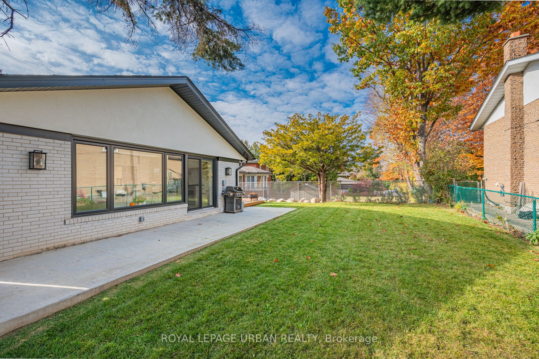 86 Comay Road
