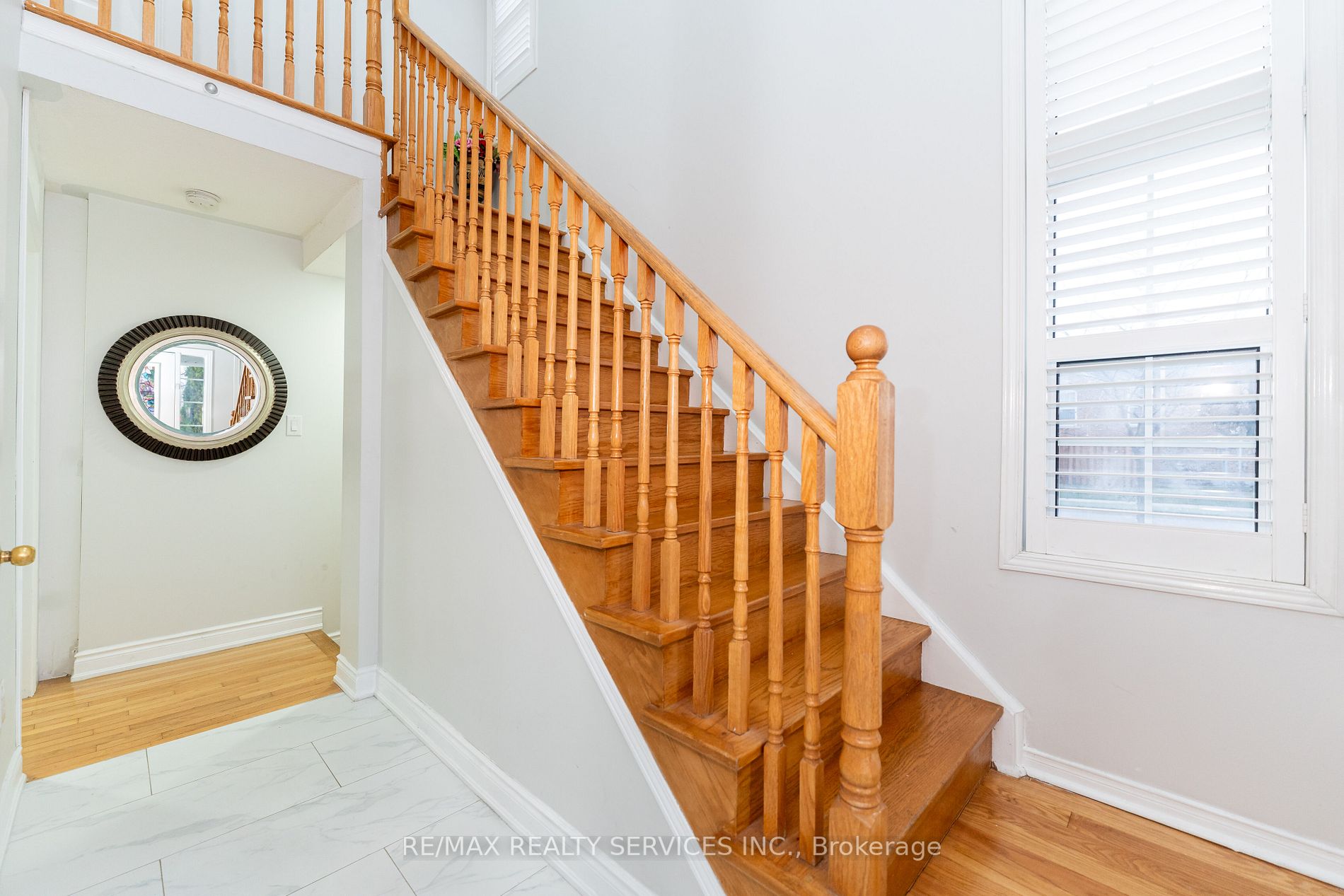 2 Clovercrest Drive