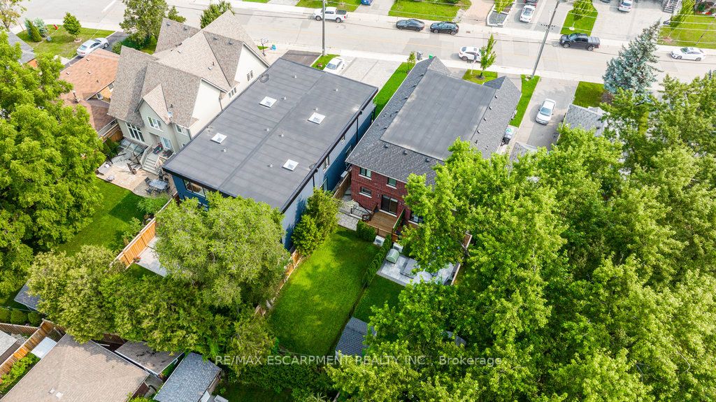34B Pine Ave N