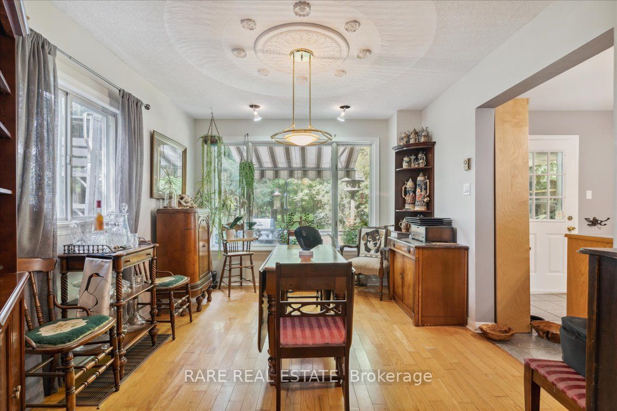 63 Copperhead Rd