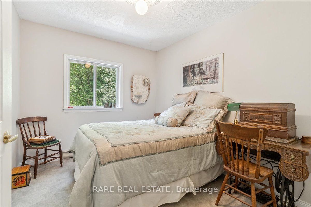 63 Copperhead Rd
