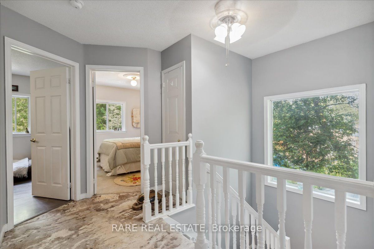 63 Copperhead Rd