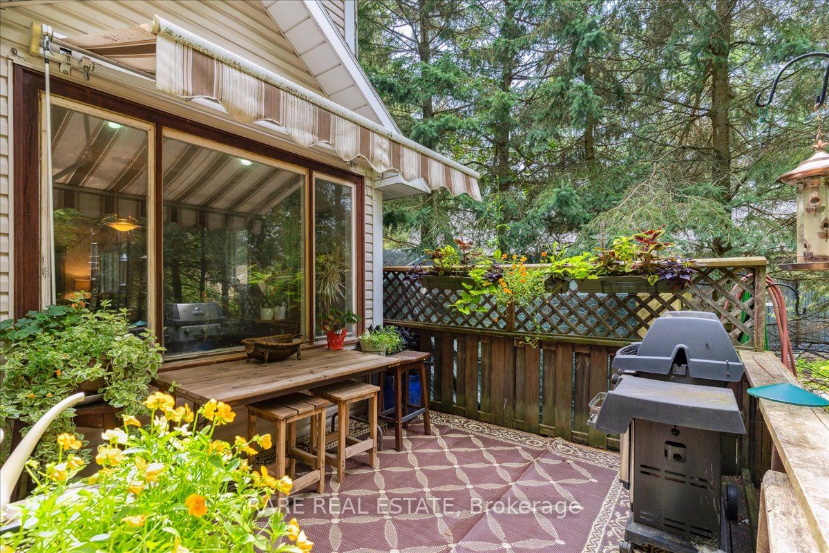 63 Copperhead Rd