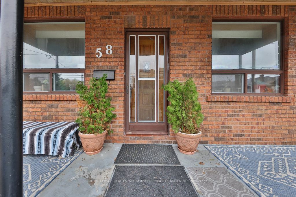 58 Montcalm Ave