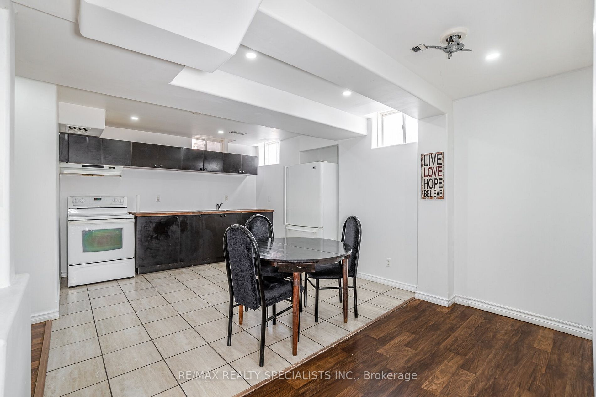 106 Williamson Dr