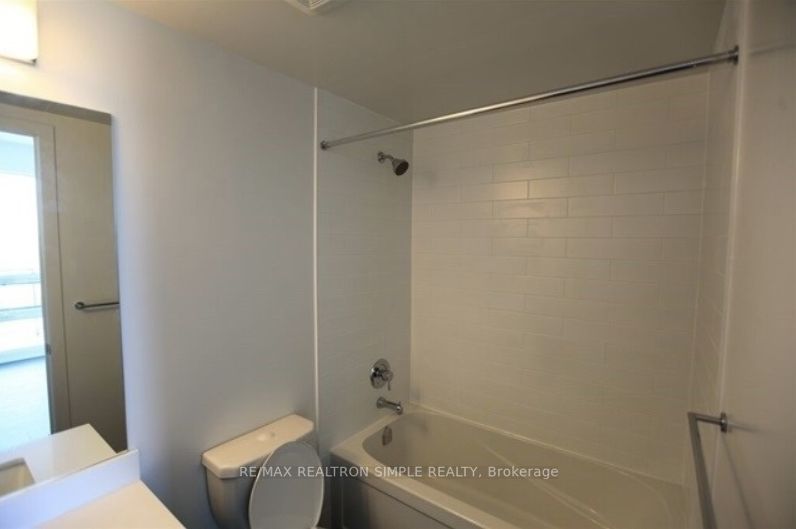 2212 Lake Shore Blvd W, #3701