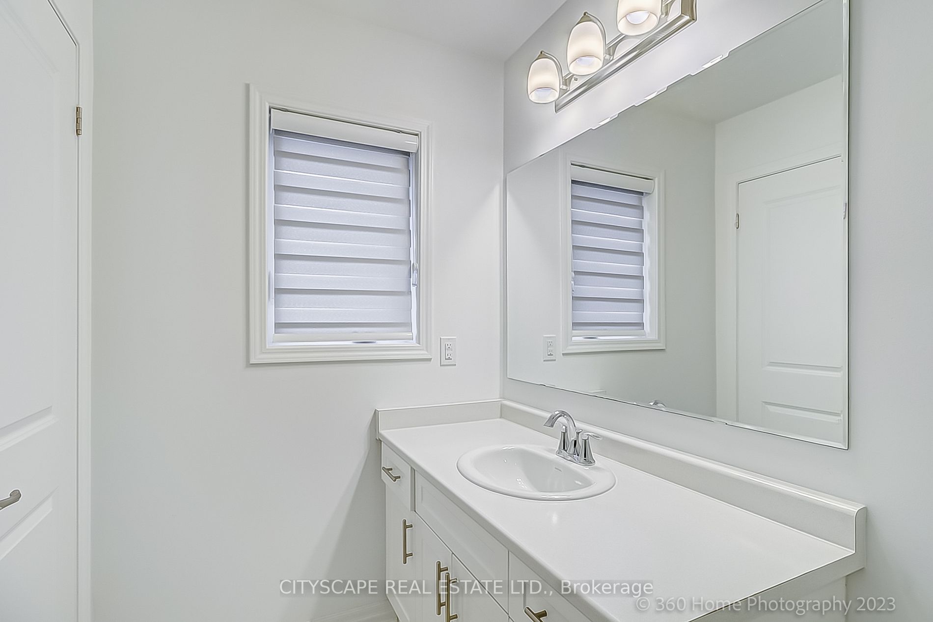 3083 William Cutmore Blvd