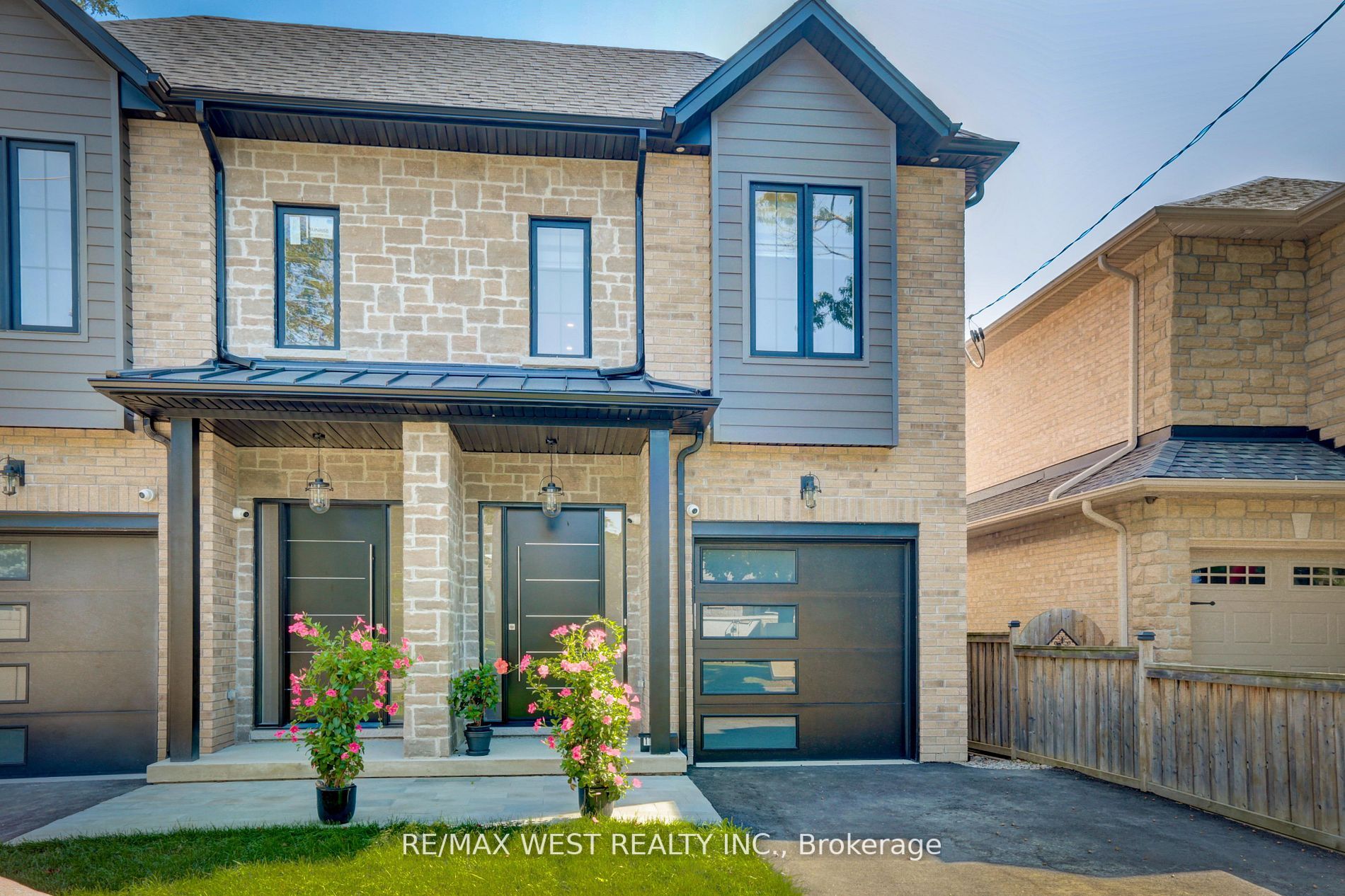 177 Aldercrest Rd, #Upper