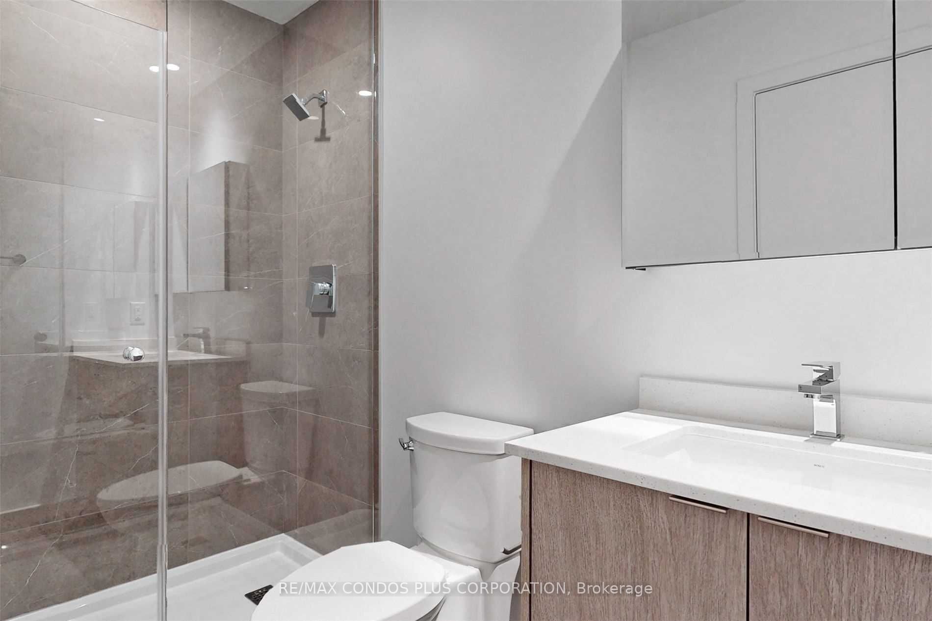 1928 Lakeshore Blvd W, #4001