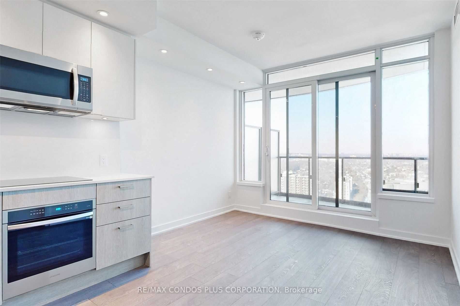 1928 Lakeshore Blvd W, #4001