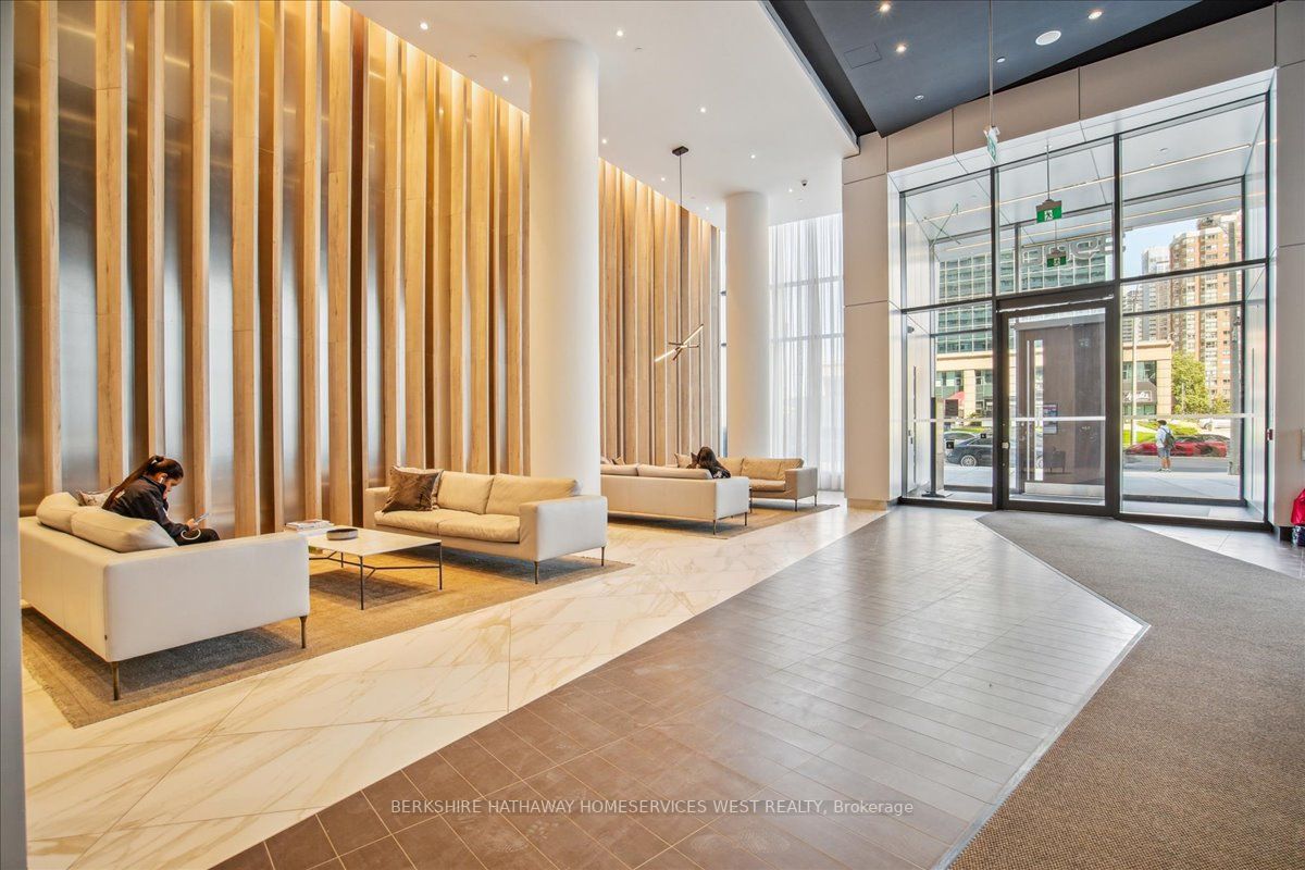 3900 Confederation Pkwy, #4301
