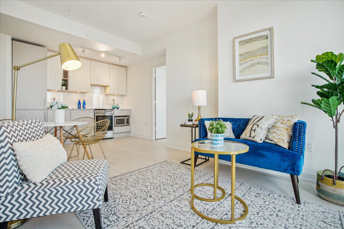 3900 Confederation Pkwy, #4301