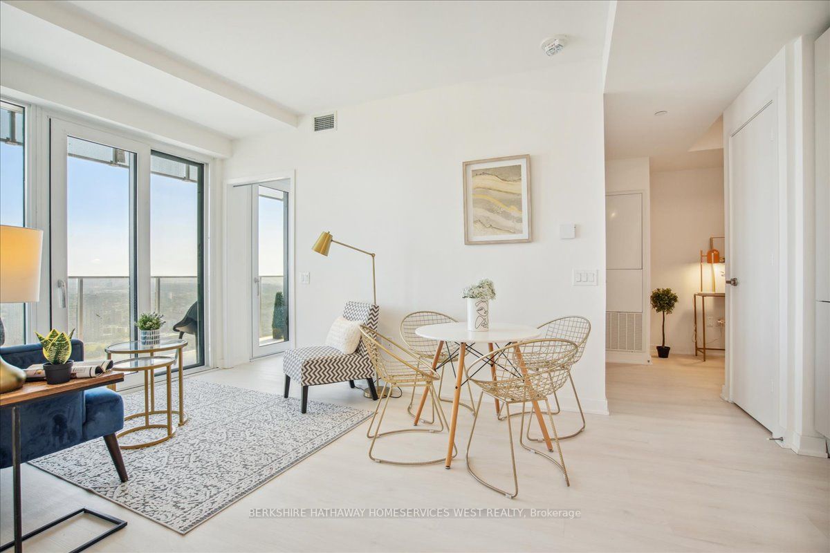 3900 Confederation Pkwy, #4301