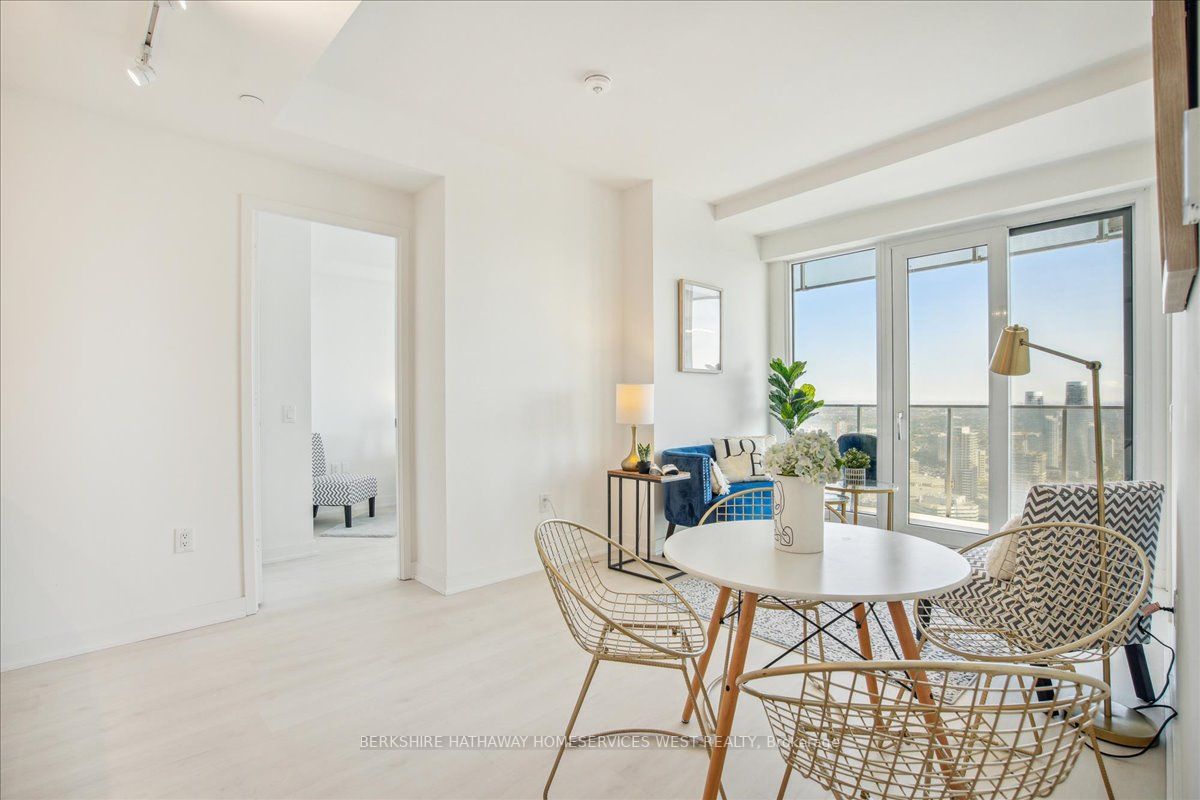 3900 Confederation Pkwy, #4301