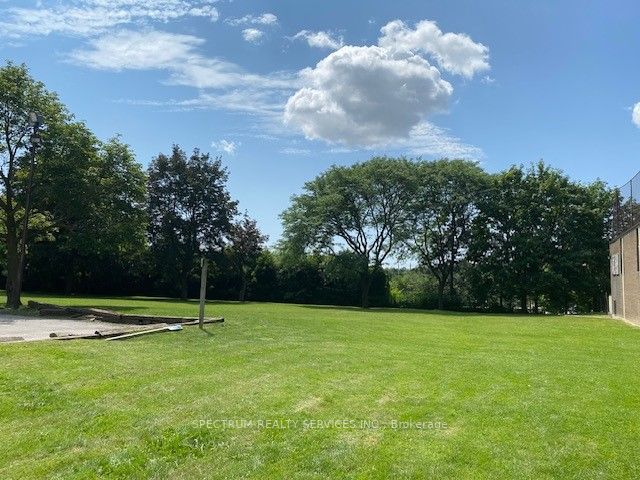 2825 Islington Ave E, #315